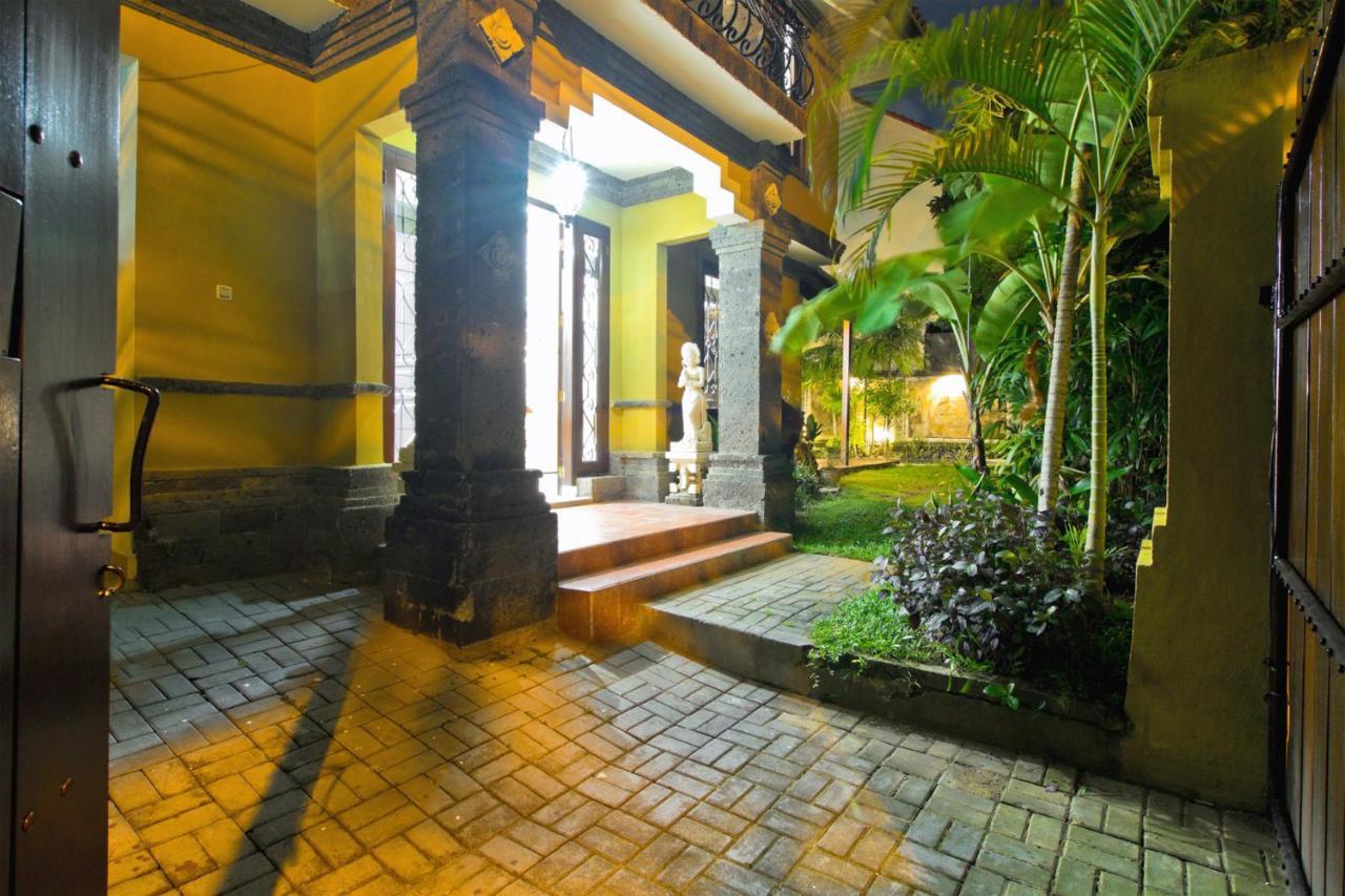 Kendal * Seminyak (Bali)